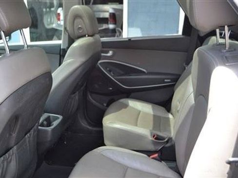 Used 2017 Hyundai Santa Fe Limited w/ Cargo Package AWD/4WD image 21
