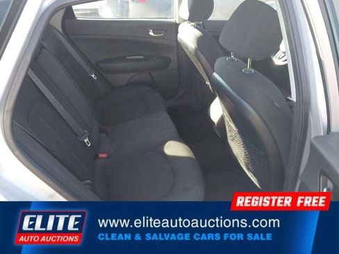 Used 2020 Kia Optima LX image 16