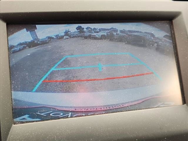 Used 2015 Toyota Camry LE FWD image 15