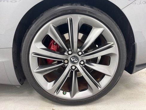 Used 2018 INFINITI Q60 Red Sport 400 w/ Sensory Package 3.0T Sport image 33