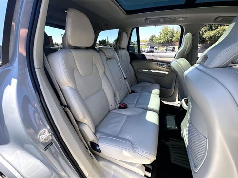 Used 2025 Volvo XC90 T8 Ultra w/ Protection Package Premier AWD/4WD image 29