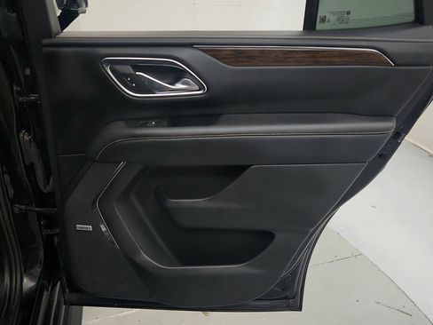 Used 2023 Chevrolet Tahoe Premier AWD/4WD image 27