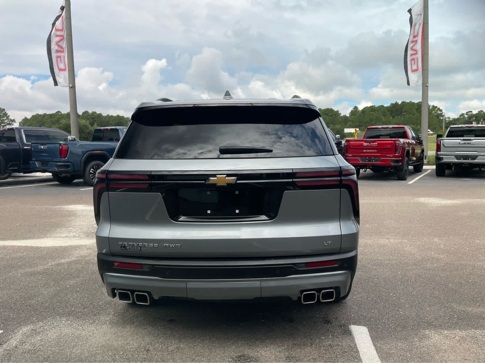 Used 2024 Chevrolet Traverse LT AWD/4WD image 6