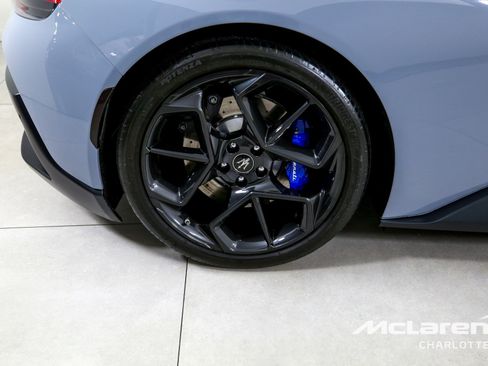 Used 2023 Maserati MC20 Spyder image 26