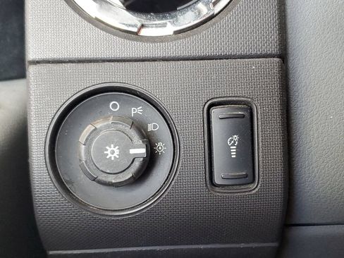 Used 2011 Ford F250 XLT w/ XLT Interior Pkg RWD image 27