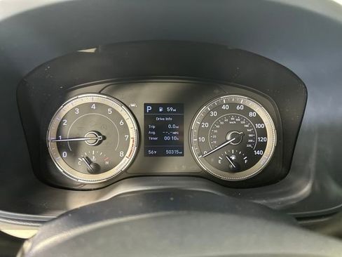 Used 2021 Hyundai Venue image 17