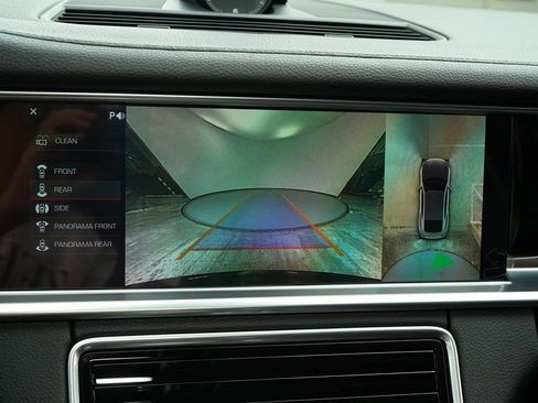 Used 2020 Porsche Panamera 4 Executive image 15