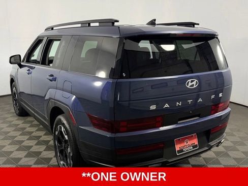 Used 2025 Hyundai Santa Fe SEL FWD image 6