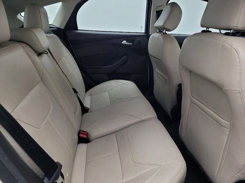 Used 2018 Ford Focus Titanium w/ Titanium Technology Package image 19