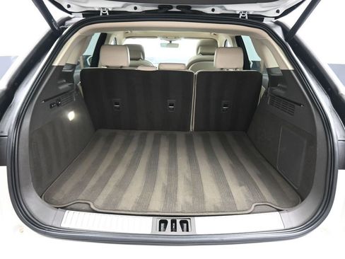 Used 2020 Lincoln Nautilus Reserve w/ Equipment Group 201A image 51