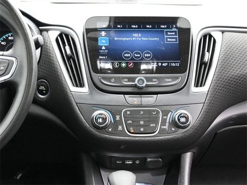 Used 2024 Chevrolet Malibu LT image 12