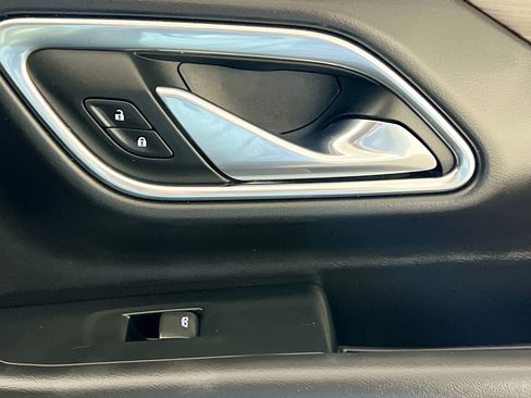 Used 2021 Chevrolet Tahoe LT image 32