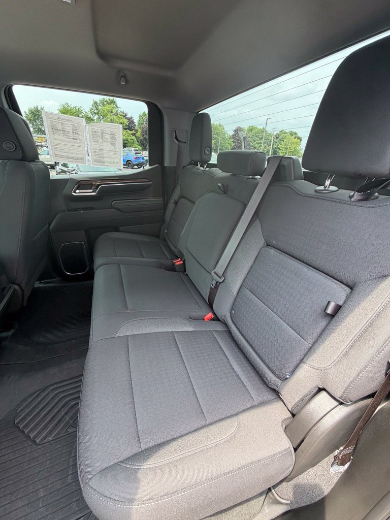 Certified 2023 Chevrolet Silverado 1500 RST AWD/4WD image 10