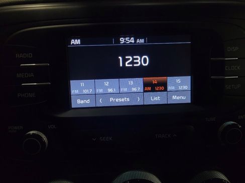 Used 2017 Kia Soul w/ Convenience Package image 25