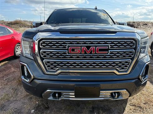 Used 2019 GMC Sierra 1500 Denali w/ Driver Alert Package II image 2