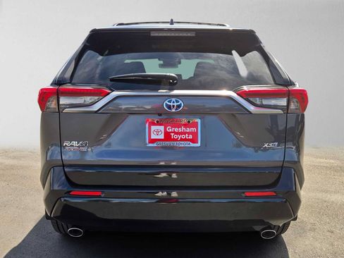 Used 2022 Toyota RAV4 XSE w/ Weather Package AWD/4WD image 5