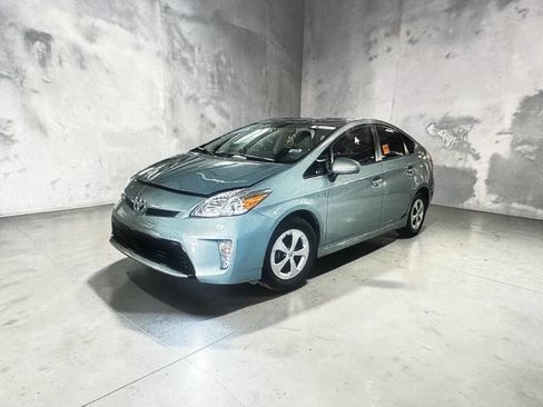 Used 2013 Toyota Prius Two FWD image 1