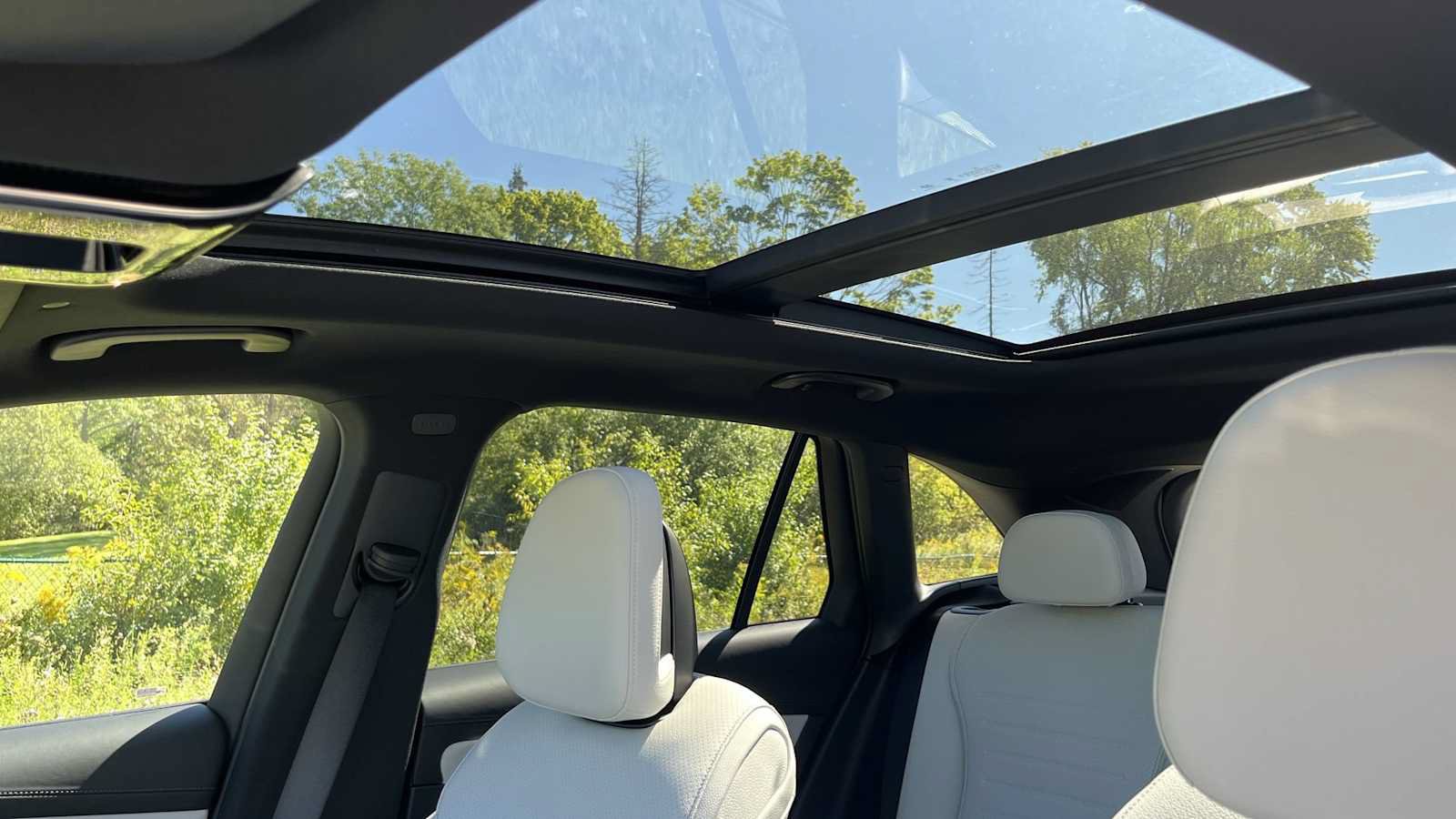 Used 2027 Mercedes-Benz GLC 300 4MATIC image 31