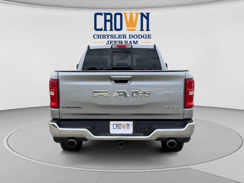 Used 2025 RAM 1500 Laramie AWD/4WD image 4