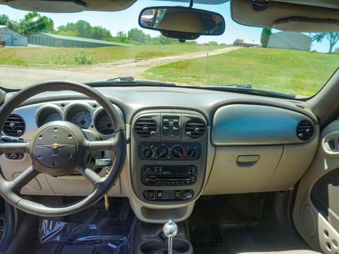 Used 2005 Chrysler PT Cruiser GT FWD image 9