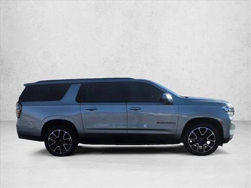 Used 2023 Chevrolet Suburban RST w/ Sport Performance Package image 4