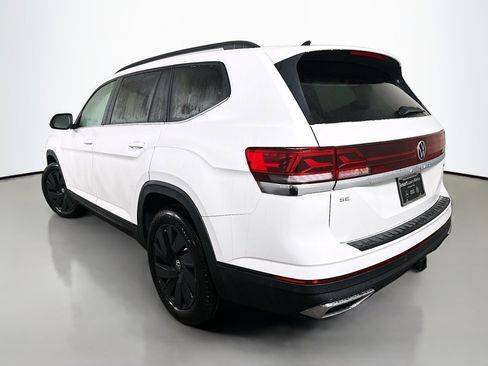 New 2026 Volkswagen Atlas SE image 5