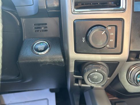 Used 2016 Ford F150 Lariat w/ Equipment Group 501A Mid image 26