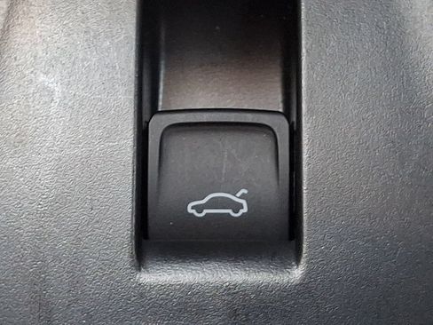 Used 2024 Volkswagen Tiguan SE R-Line AWD/4WD image 26