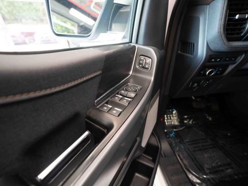 Used 2024 Ford F150 Lightning Lariat AWD/4WD image 7