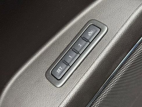 Used 2016 GMC Yukon XL Denali w/ Open Road Package image 21