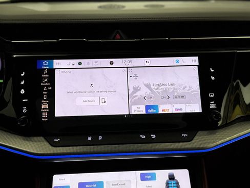 Used 2024 Jeep Wagoneer Launch Edition image 25