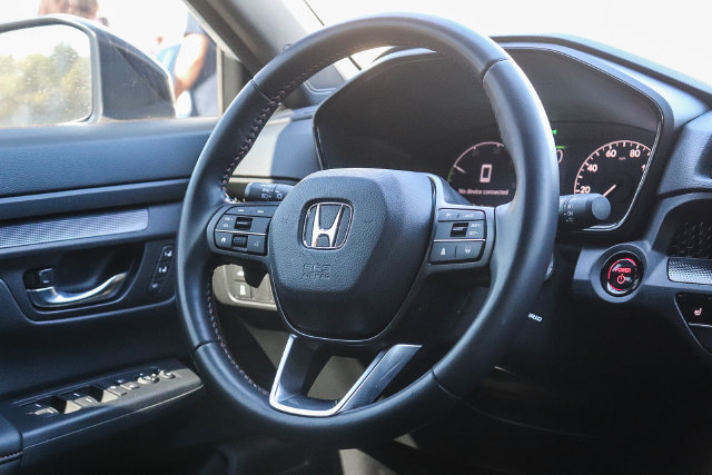 Used 2025 Honda CR-V Sport-L image 16
