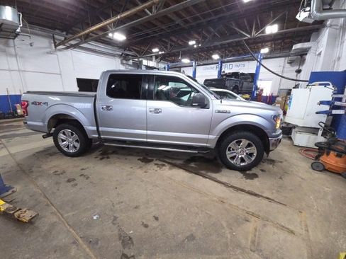 Used 2020 Ford F150 XLT w/ Equipment Group 302A Luxury image 2