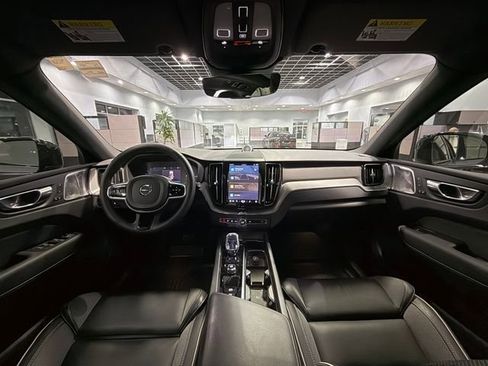 Used 2024 Volvo XC60 T8 Polestar image 15