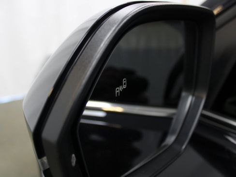 Used 2021 Volkswagen Atlas SE image 8