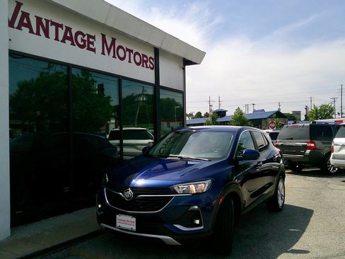 Used 2023 Buick Encore GX Preferred w/ Cold Weather Comfort Package FWD image 1