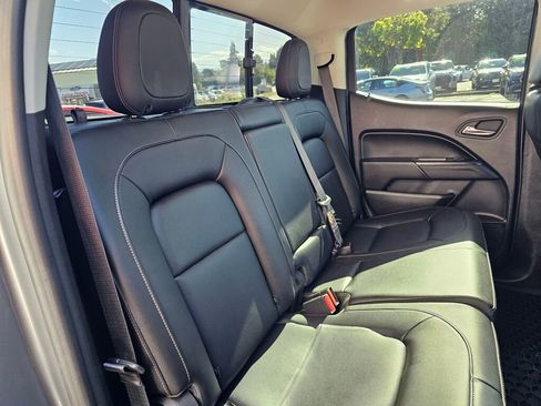 Used 2019 Chevrolet Colorado ZR2 image 12