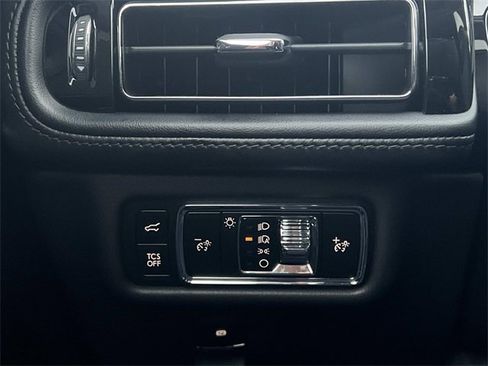 Used 2023 Lincoln Nautilus Reserve w/ Equipment Group 201A image 29