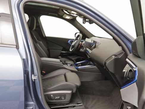 Certified 2025 BMW X3 M50 w/ Premium Package image 18