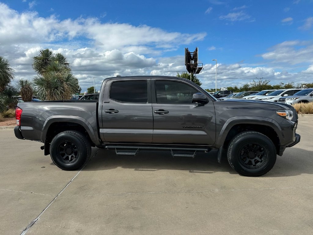 Certified 2017 Toyota Tacoma SR5 w/ Tow Package RWD image 2