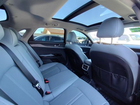 Used 2023 Kia K5 EX image 39