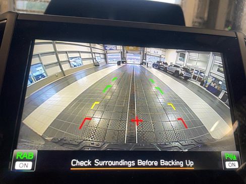 Used 2023 Subaru Forester Limited AWD/4WD image 12