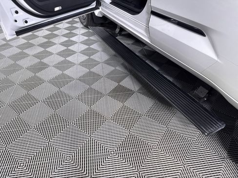 Used 2024 Toyota Sequoia Platinum image 26