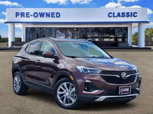 Used 2023 Buick Encore GX Essence w/ Experience Buick Package FWD image 1
