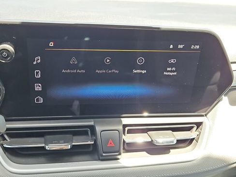 Certified 2025 Chevrolet TrailBlazer LS w/ LS Convenience Package FWD image 48