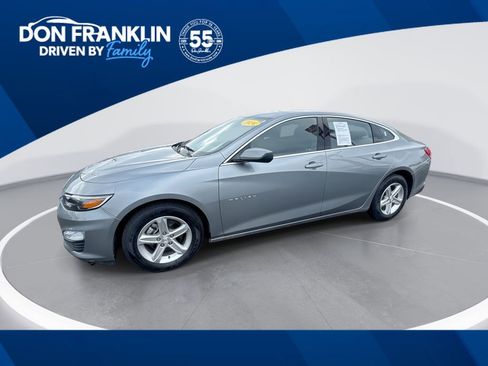 Used 2024 Chevrolet Malibu LT image 1