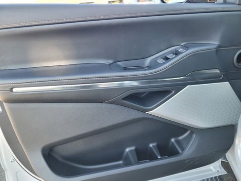 New 2026 Lincoln Navigator L Black Label image 10