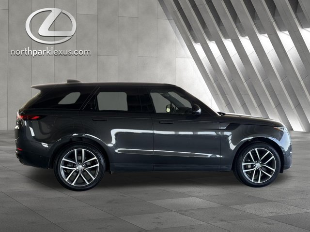 Used 2023 Land Rover Range Rover Sport SE AWD/4WD image 4