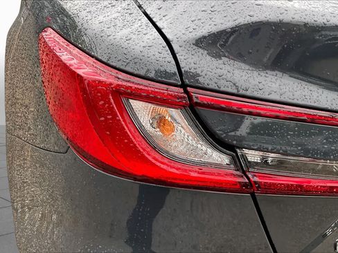 Used 2025 Toyota Camry LE FWD image 28