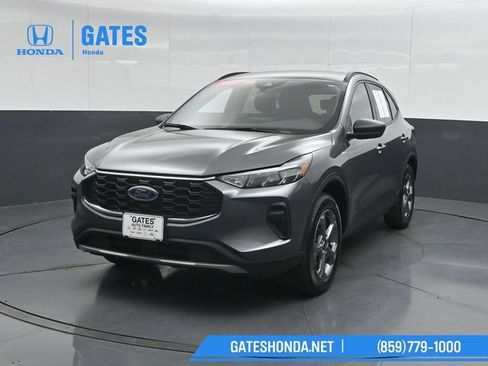 Used 2025 Ford Escape ST-Line AWD/4WD image 6